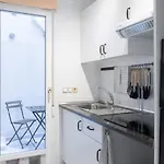 Апартаменты Urban Oasis Minimal Design A.c. Perfect Location *