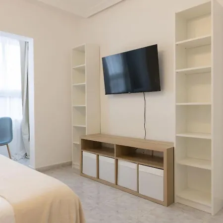 Urban Oasis Minimal Design A.c. Perfect Location Apartamento Torrevieja