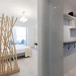 Apartment Urban Oasis Minimal Design A.c. Perfect Location